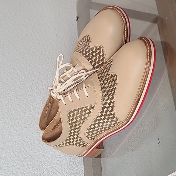 Aquatalia Shoes - Aquatalia by Marvin K cream leather and sheer peek a boo loafers size 9.5